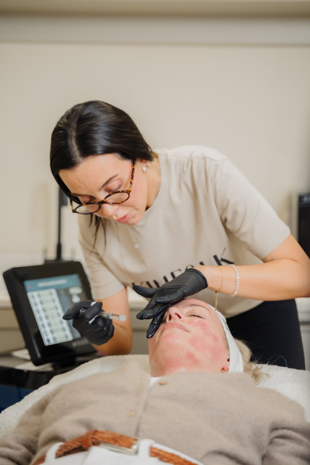 Anti-wrinkle injection treatment at Skinfolk