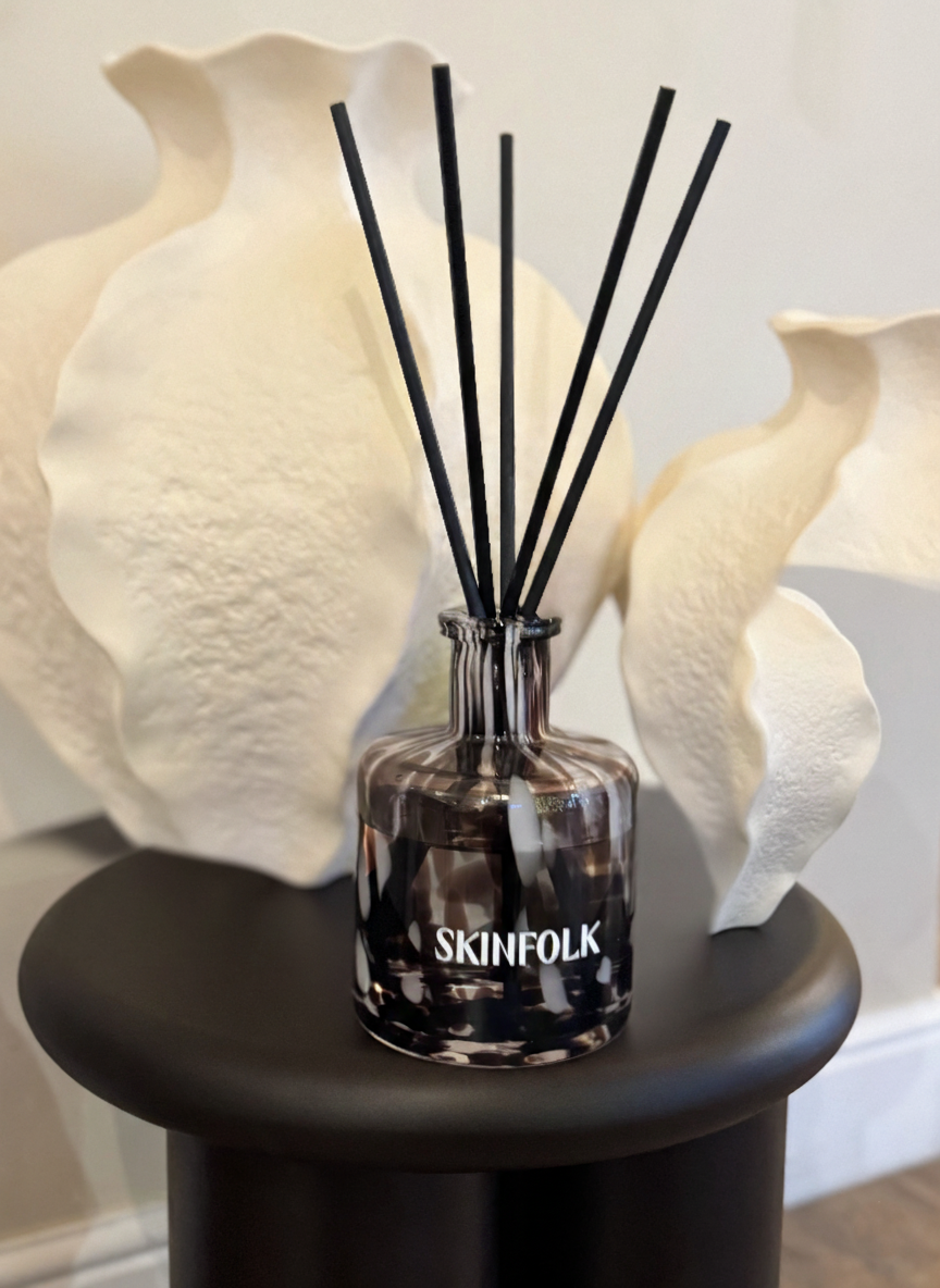 Skinfolk Signature Diffuser – Burgundy Glass (200ml)